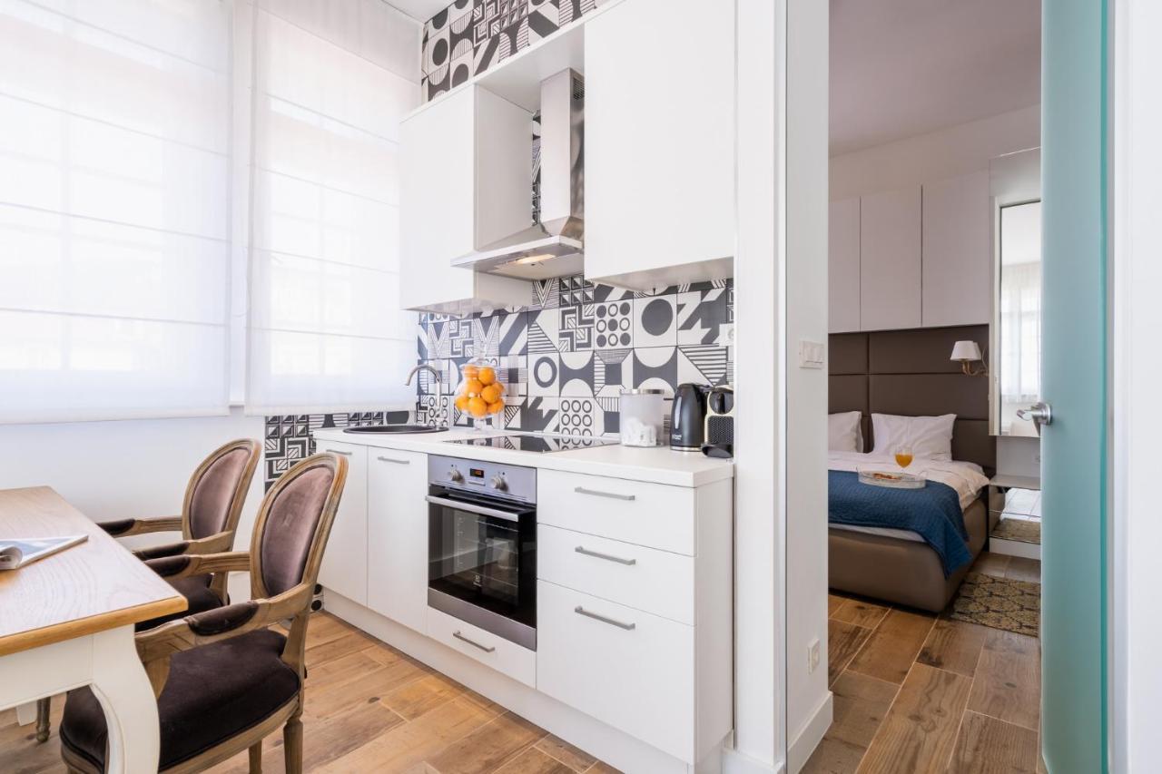 AH Design Apartments Deluxe Opatija Extérieur photo